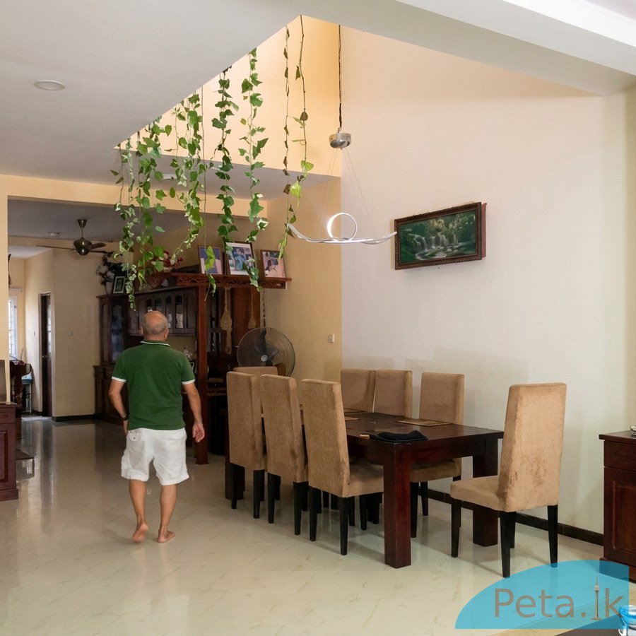 Luxury 3-Story House for Sale in Rathmalana