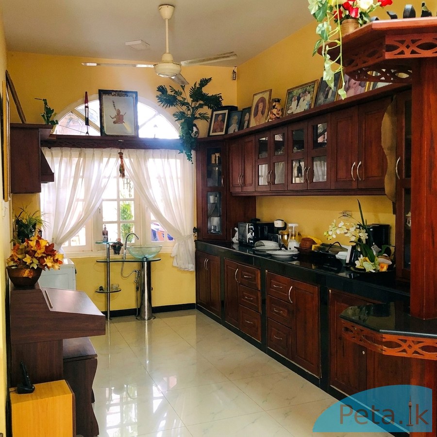 Luxury 3-Story House for Sale in Rathmalana