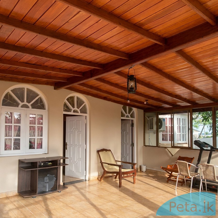 Luxury 3-Story House for Sale in Rathmalana
