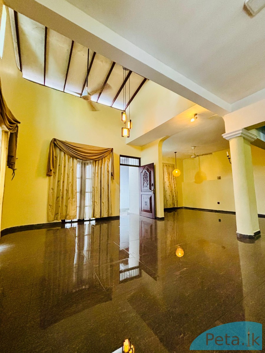 House For Rent In Thalawathugoda 