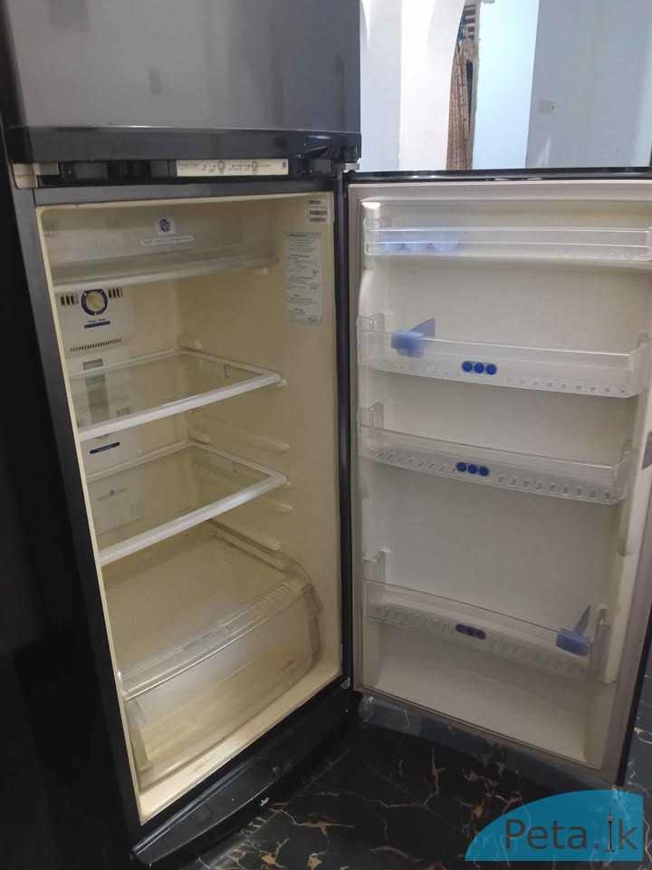 Whirlpool refrigerator